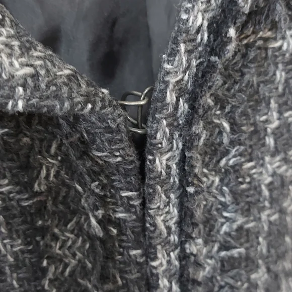 Della Spiga Jacket - Picture 5 of 8